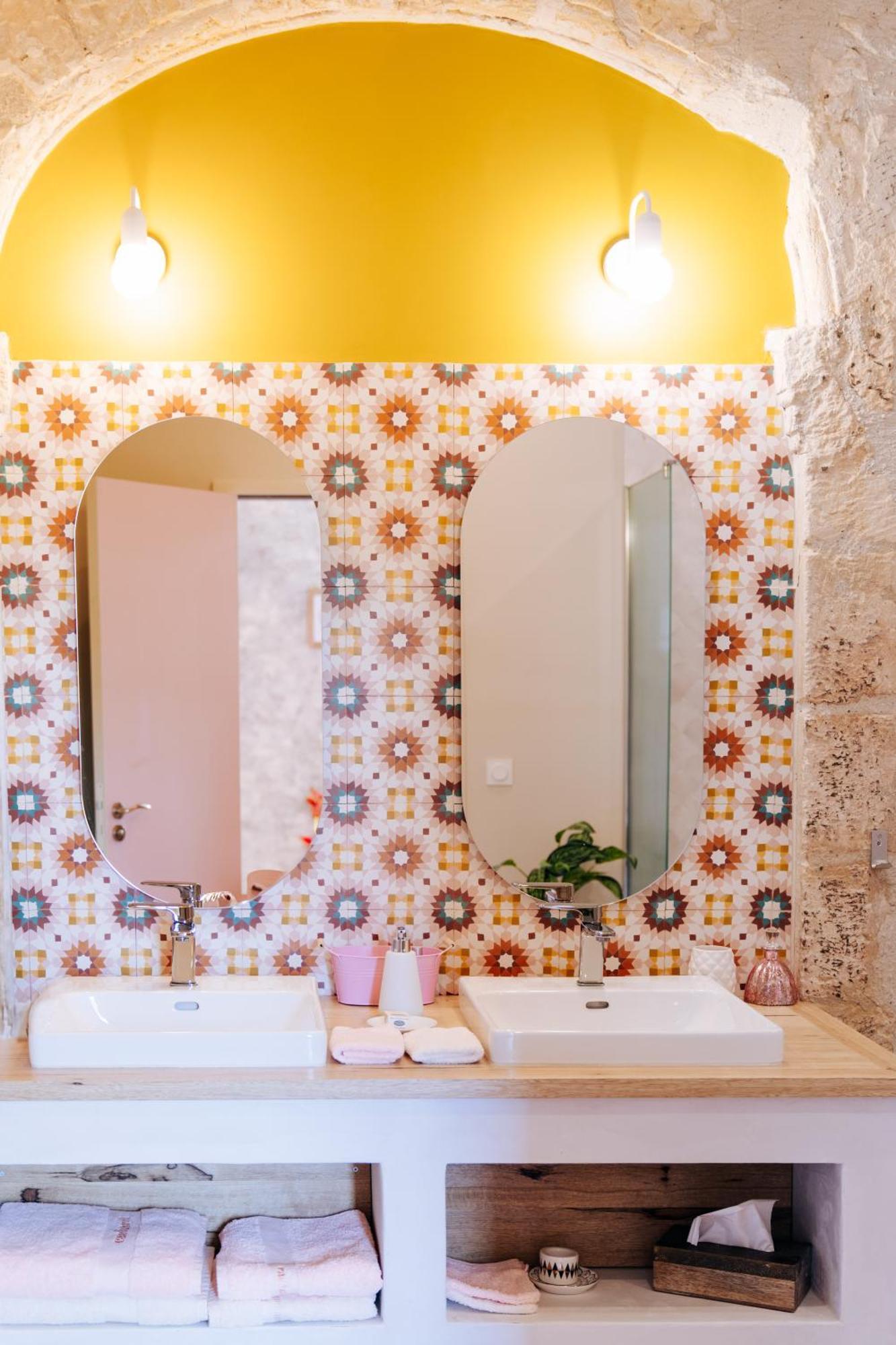 Le Jardin Des Cordeliers Bed & Breakfast Tarascon Dış mekan fotoğraf