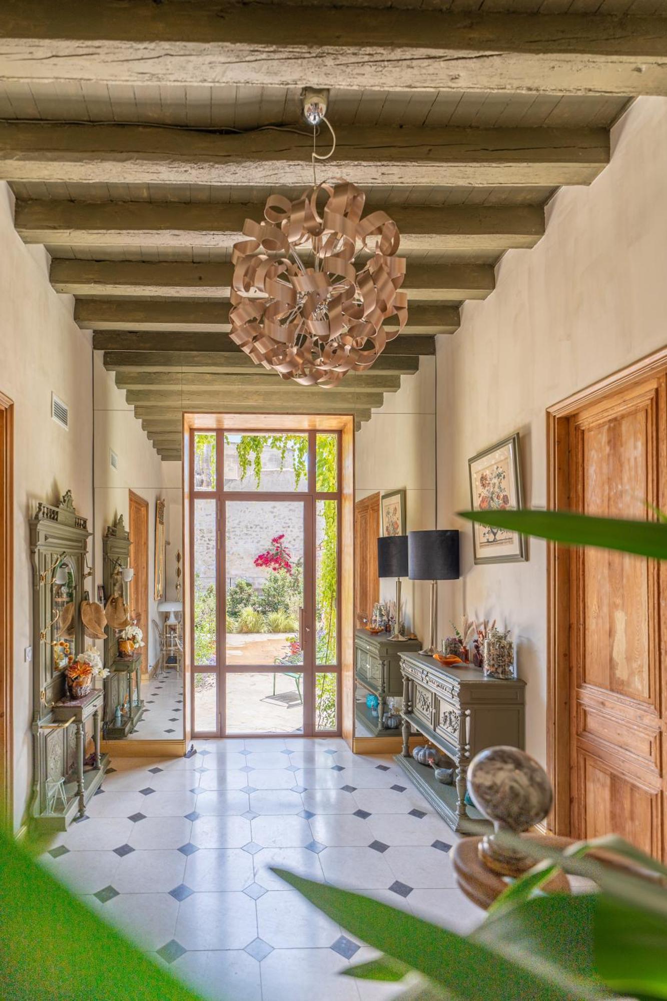 Le Jardin Des Cordeliers Bed & Breakfast Tarascon Dış mekan fotoğraf