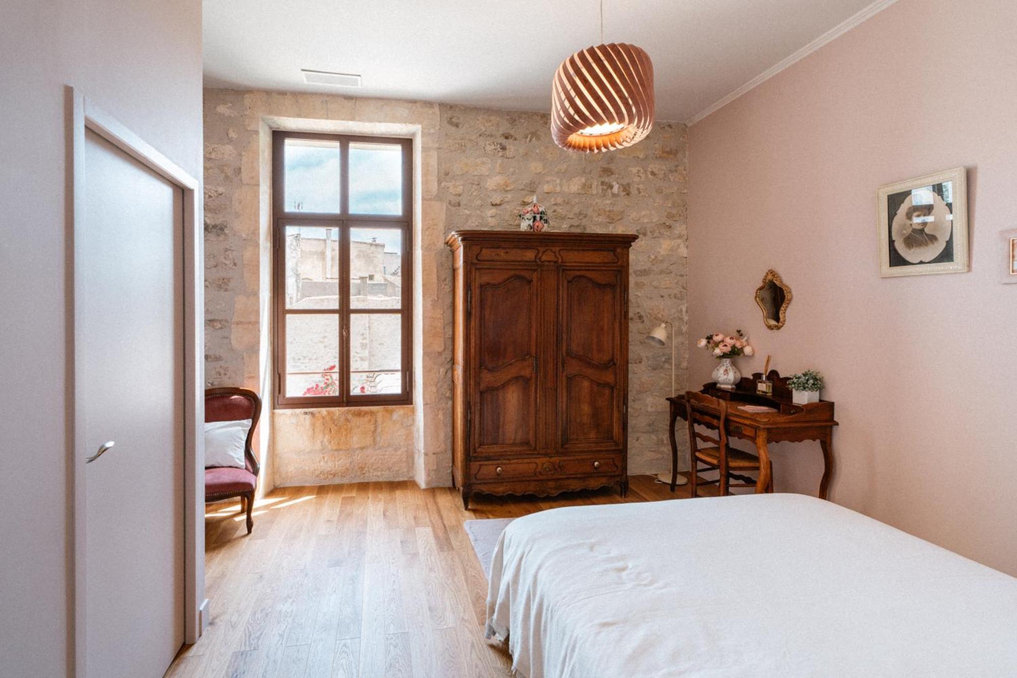 Le Jardin Des Cordeliers Bed & Breakfast Tarascon Dış mekan fotoğraf
