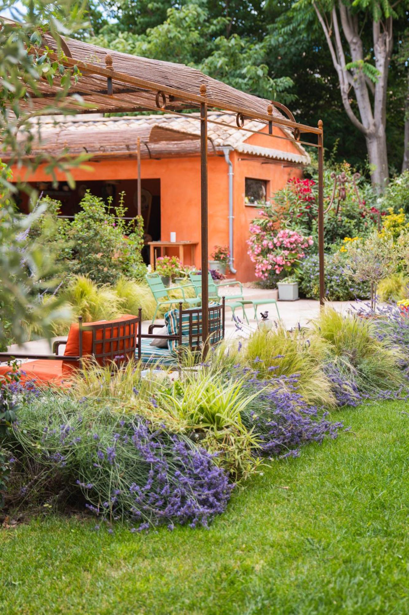 Le Jardin Des Cordeliers Bed & Breakfast Tarascon Dış mekan fotoğraf